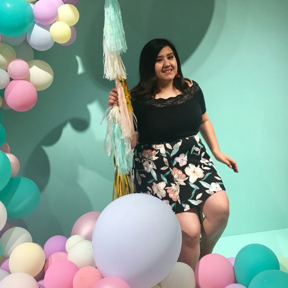 Decree floral skater skirt size XL with free top - Picture 3 of 11